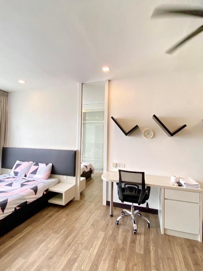 Landmark Residence 2, Studio For 2 Pax, High Floor, Nice View, Free Parking, Budget Stay كاجانغ المظهر الخارجي الصورة