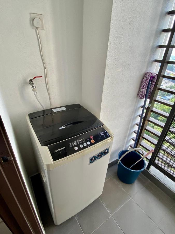 Landmark Residence 2, Studio For 2 Pax, High Floor, Nice View, Free Parking, Budget Stay كاجانغ المظهر الخارجي الصورة